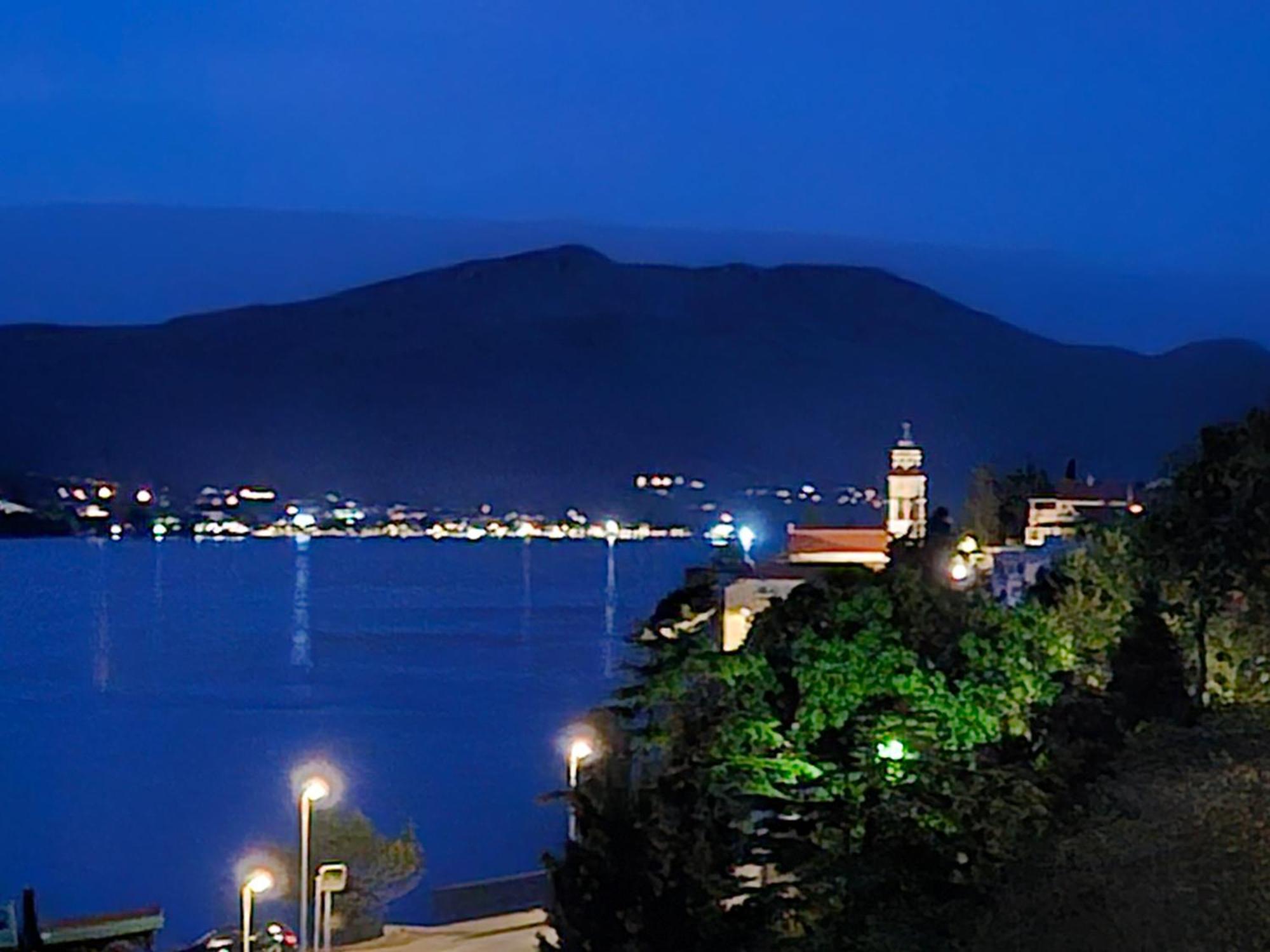 Villa Jade Apartments Front Row Sea View - Walk To Korcula Old Town Medvinjak Eksteriør billede