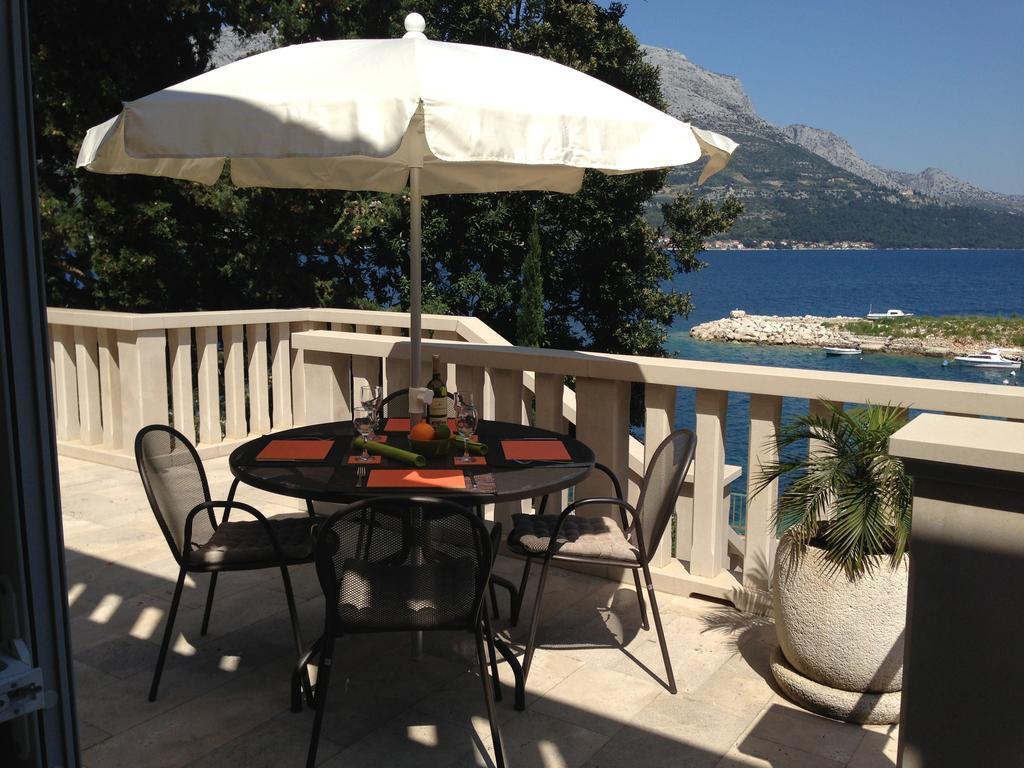Villa Jade Apartments Front Row Sea View - Walk To Korcula Old Town Medvinjak Værelse billede