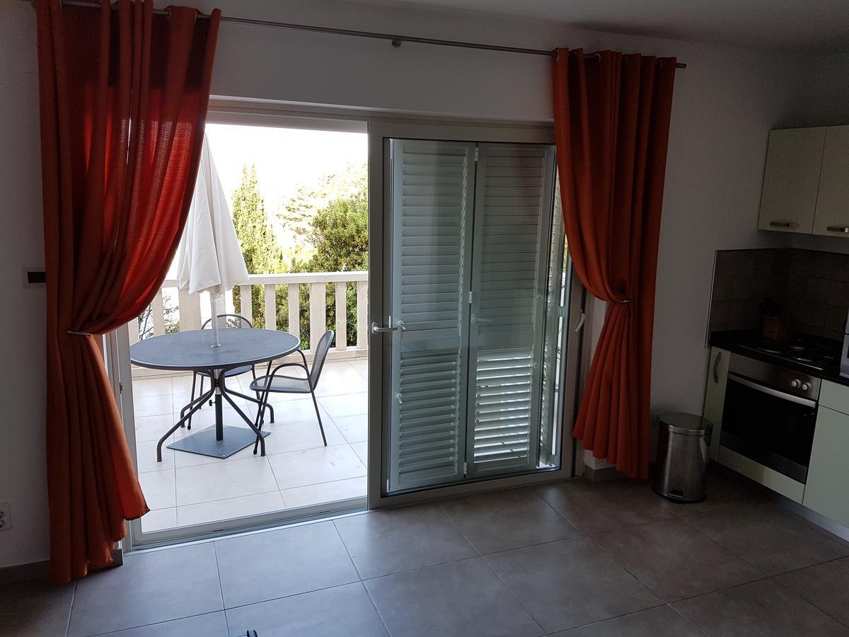 Villa Jade Apartments Front Row Sea View - Walk To Korcula Old Town Medvinjak Eksteriør billede