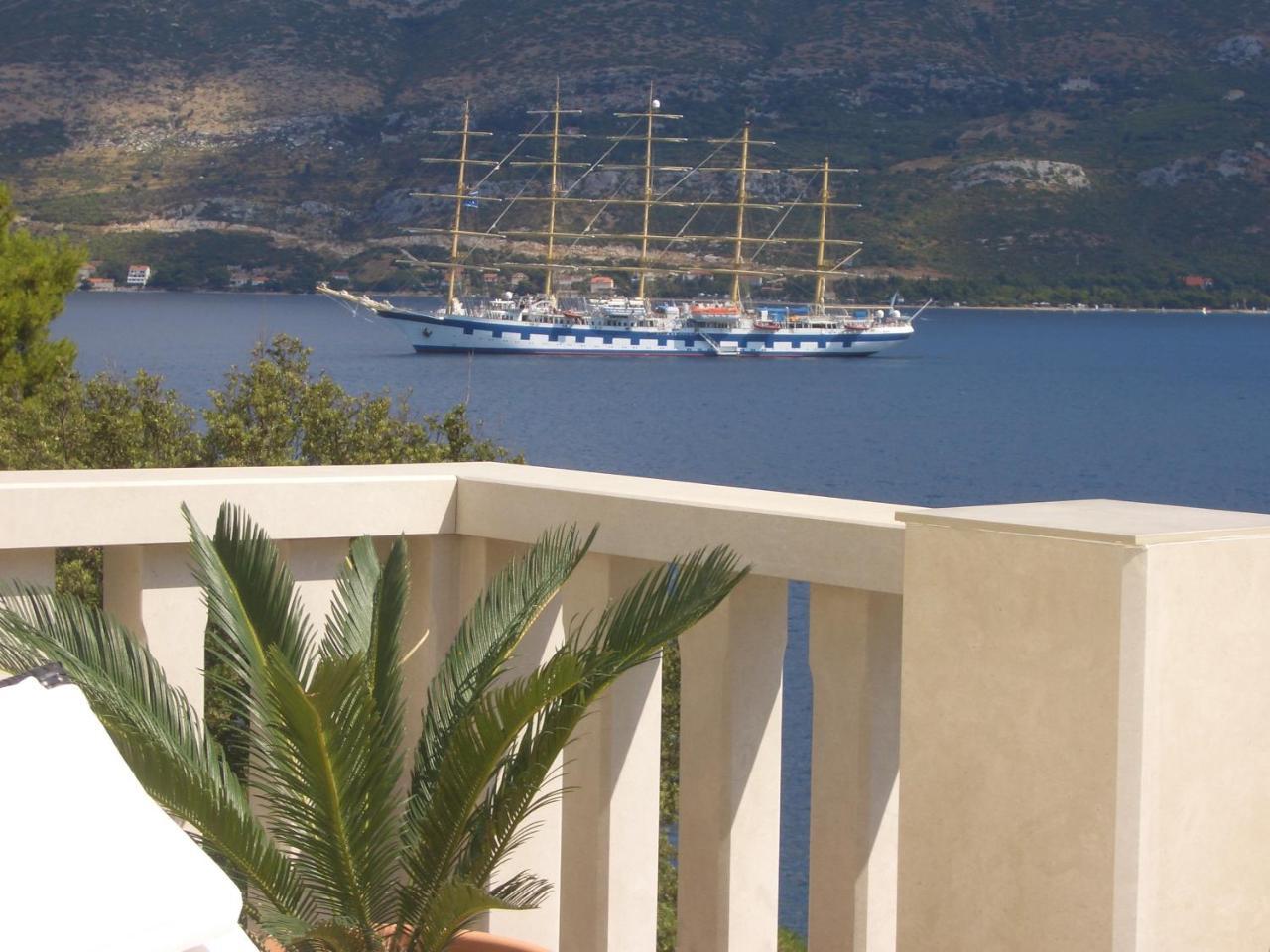Villa Jade Apartments Front Row Sea View - Walk To Korcula Old Town Medvinjak Eksteriør billede